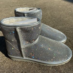 MINI BOOT - UGG CLASSIC MINI II WITH FULL BLING RHINESTONES (SILVER)